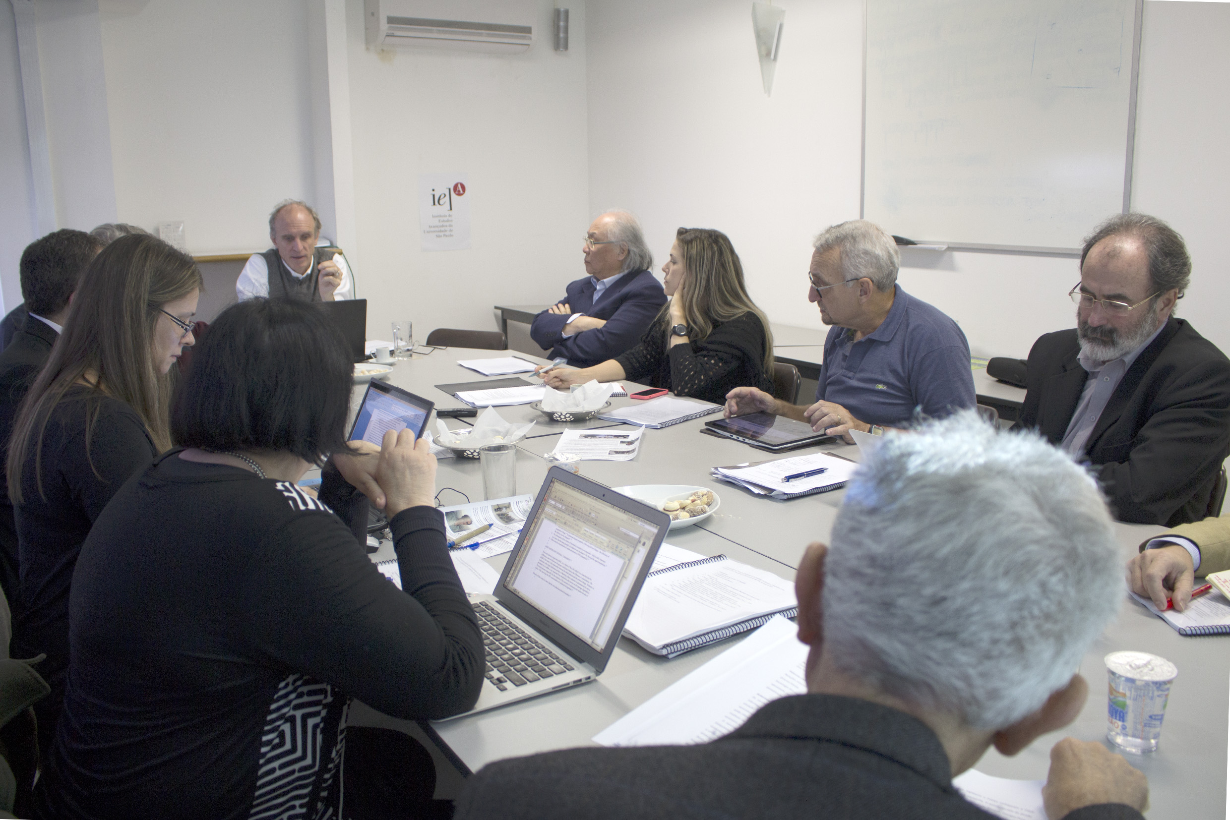 Martin Grossmann, Ricardo Ohtake, Fernanda Rezende, Paulo Saldiva e Fernando Querioz Cunha