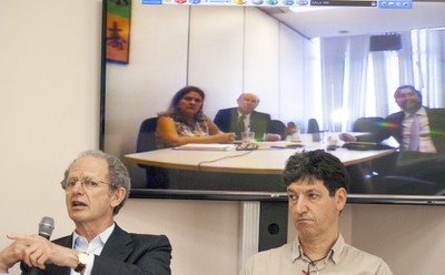 Pedro Wongtschwski e Mário Sérgio Salerno, ao fundo via video conferencia; Eliana Emediato, Luis Gustavo Delmont e Reinaldo Danna