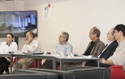Luciane Ortega, Guilherme Ary Plonski, Roberto Mendonça Faria, Martin Grossmann, Pedro Wongtschwski e Mário Sérgio Salerno, ao fundo via video conferencia; Eliana Emediato, Luis Gustavo Delmont e Reinaldo Danna