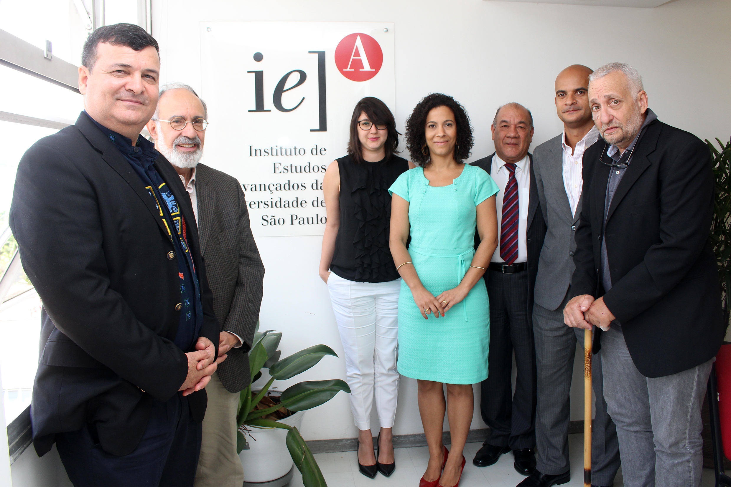 Valtir de Sousa, Guilherme Ary Plonski, Ariela Leske, Mariana Montez Carpes, Wanderley Messias da Costa, Fernando Augusto Valentini da Silva e Paulo Saldiva