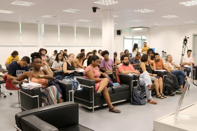 Estudantes